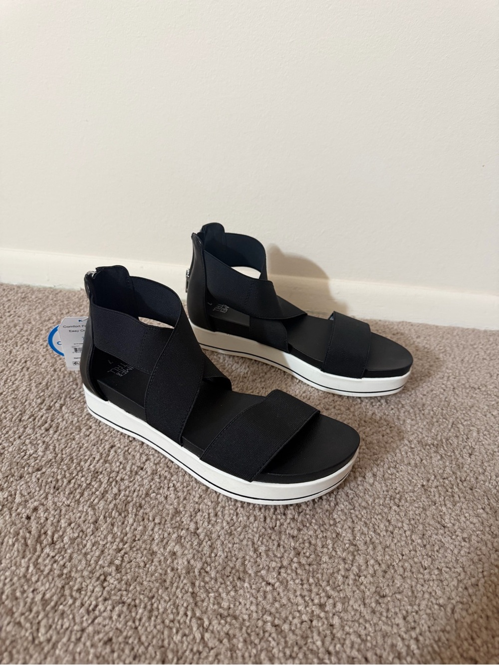 NWT Time and Tru Women's Black Platform Strappy Comfort Sandals Size 7